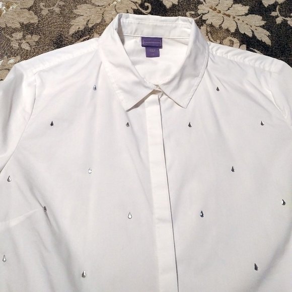 ✨HOST PICK!✨ NEW White Cotton Blouse with Crystals, Laura Scott, Large - Picture 2 of 11